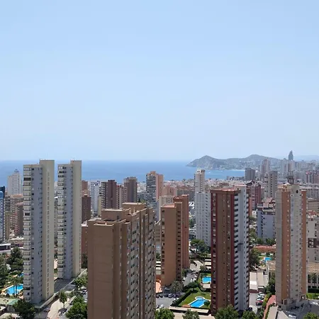 Neptuno Sea & Sky شقة *