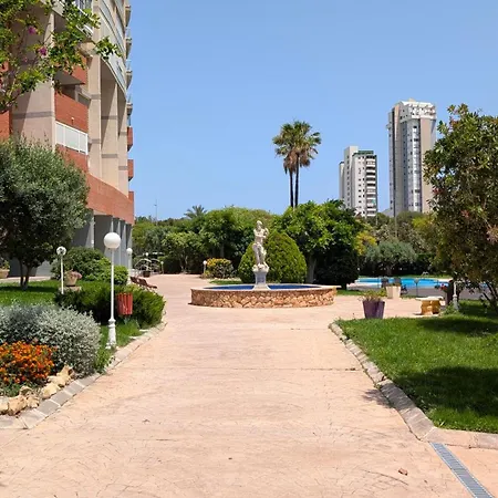 Neptuno Sea & Sky * Benidorm